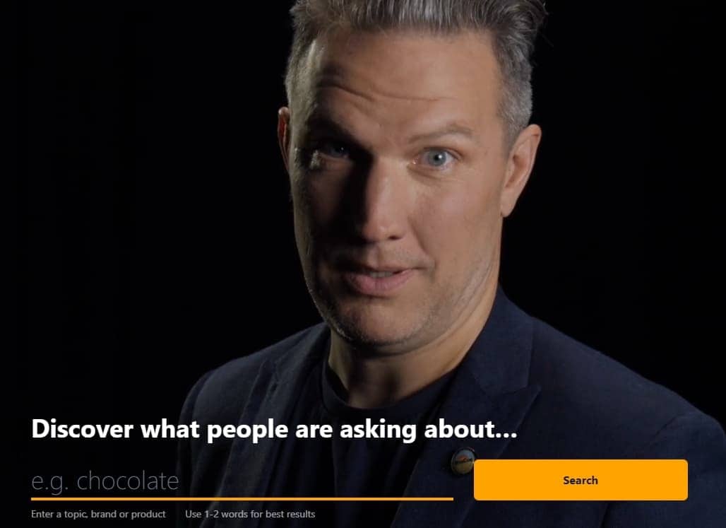 Wat is vragen beantwoorden voor voicesearch. answer the public laat je zien welke vragen vaak gesteld worden rondom jouw onderwerp.